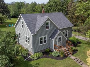 6197 Webster Rd, Orchard Park, NY 14127