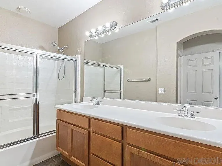 41543 King Palm Ave #5 — Photo 12