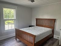 2nd image of 423 King St #11555729