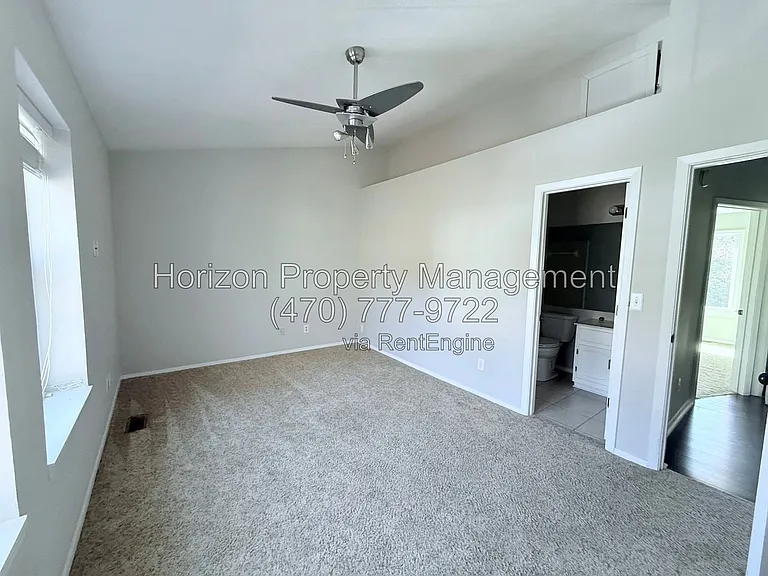 3924 Hancock Cir — Photo 18