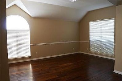 5th image of 5813 Jewel Dr