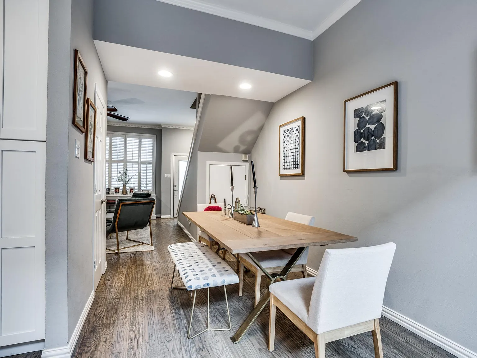 2 bed, 1.5 bath, 1080 sqft, $3,100 — Photo 4