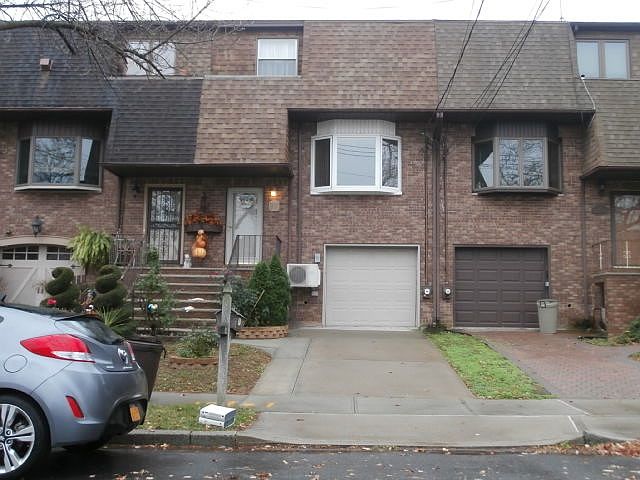1st image of 92 Ramapo Ave