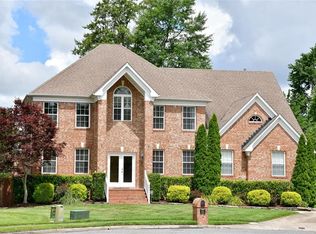 904 Leshea Ct, Chesapeake, VA 23322