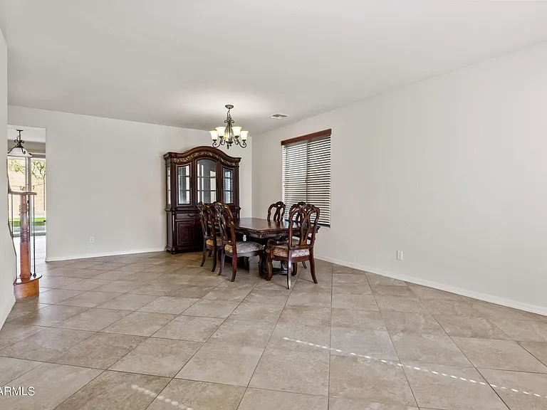 5224 W Bent Tree Dr — Photo 2