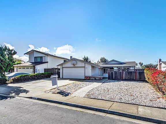 4th image of 1212 Stirling Drive