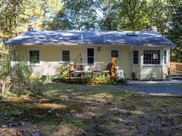 71 Harvey St, Norton, MA 02766