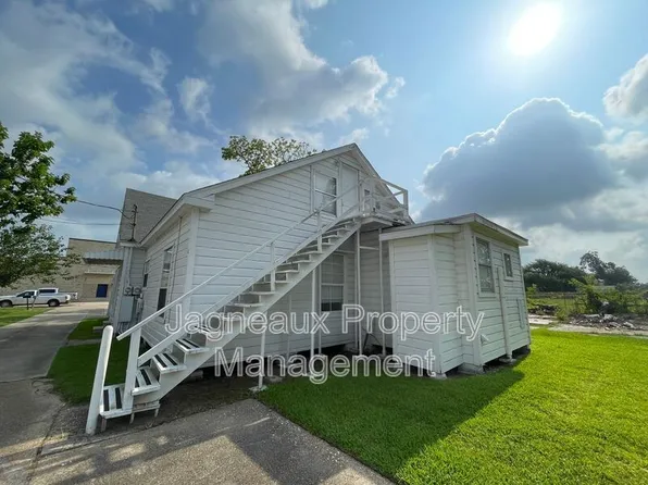 415 Ash St APT A, Sulphur, LA 70663