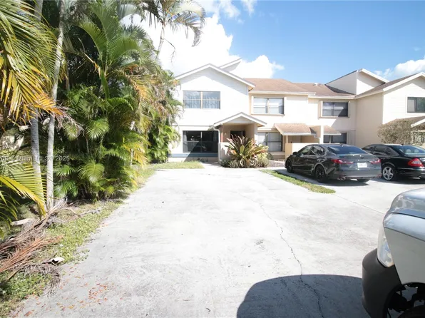 1602 Montauk Dr, Wellington, FL 33414