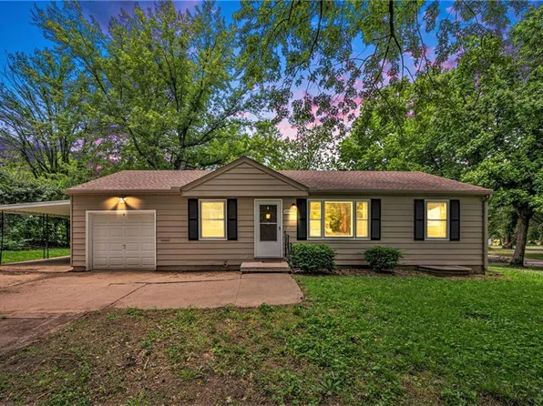 10000 Bellaire Ave, Kansas City, MO 64134