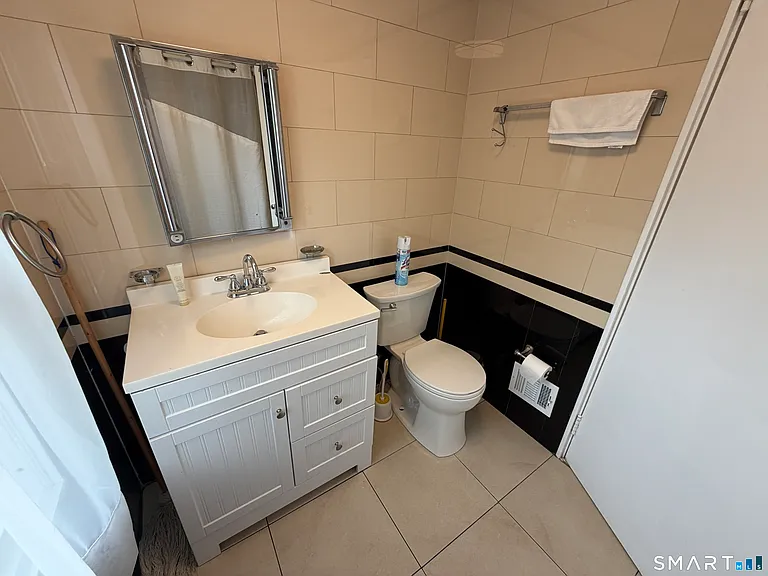 125 Atwater Ave — Photo 18
