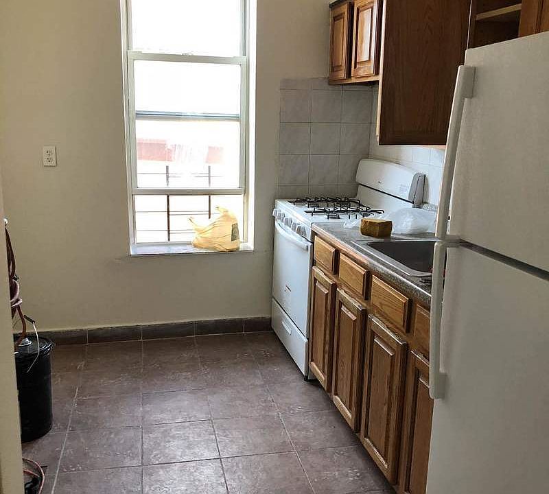 1st image of 3169 37th St APT 12