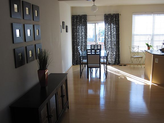 Sitting & dining room on 2nd floor