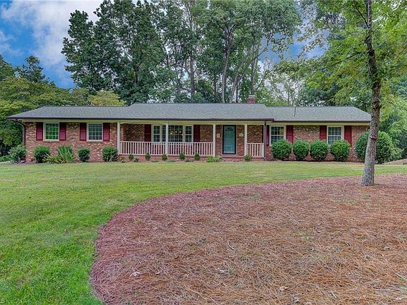 2nd image of 306 Cedarwood Dr