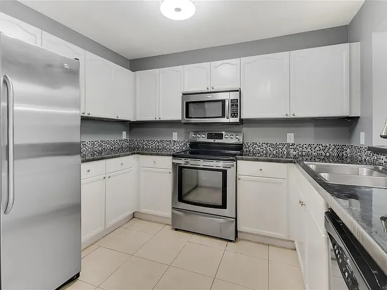 1007 Butterfly Blvd — Photo 12