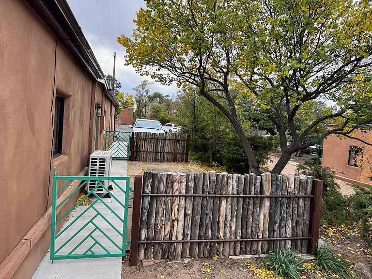 303 Artist Rd — Photo 3