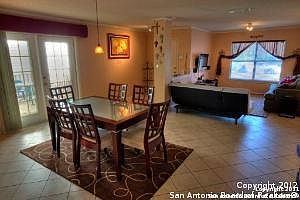 4th image of 6723 Honeyridge Ln