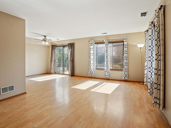 5th image of 9230 Hartwood Ct
