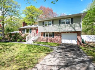 44 Keyes Hill Rd, Pelham, NH 03076