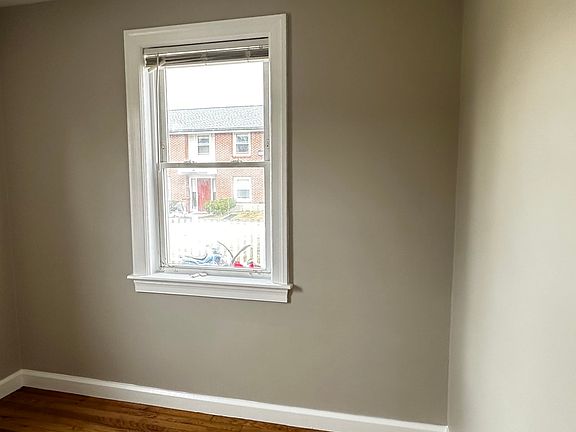 2nd image of 17 Anzio Rd #2