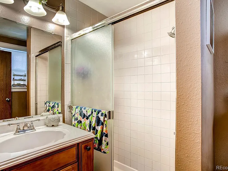 2101 S Josephine St #212 — Photo 10