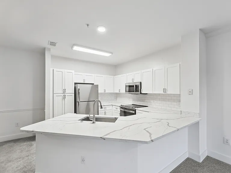 Heritage on Millenia Apartments — Photo 53