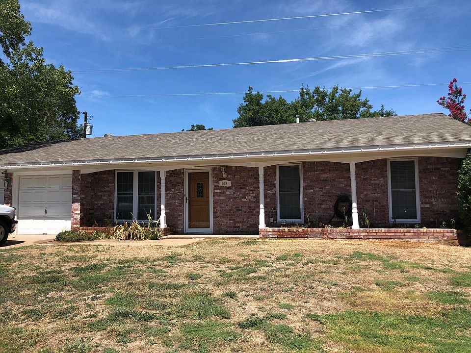 1st image of 524 Branch Cir E
