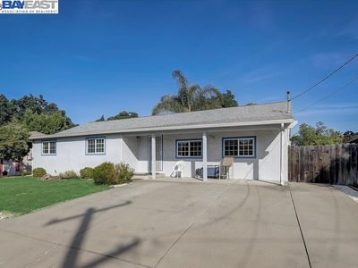 1330 Peach Pl, Concord, CA, 94518