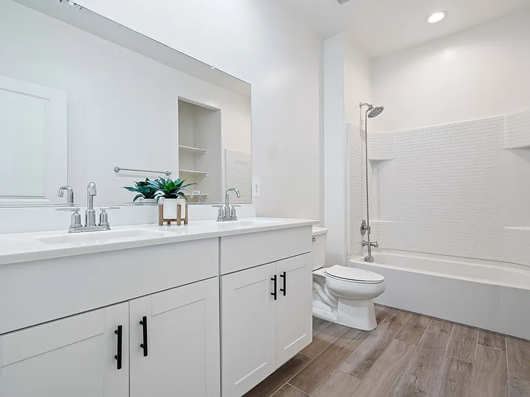 12486 N Reeves Pl — Photo 20