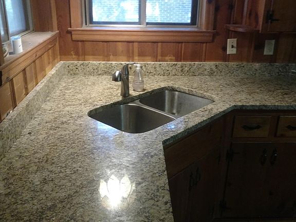 5th image of 3426 Whitehall St