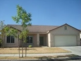 2823 Cherry Ave photo 1