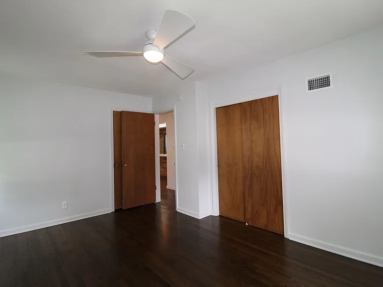 5739 Beverly Ln — Photo 10