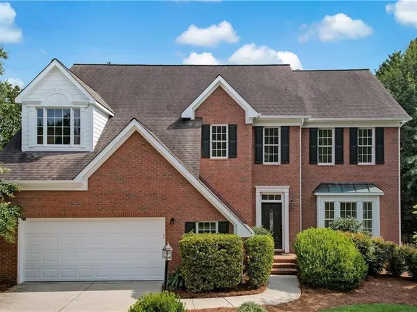 1601 Wenchelsa Rd, Greensboro, NC 27410