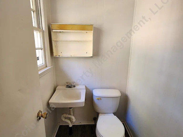 4516 Bluff Rd — Photo 16
