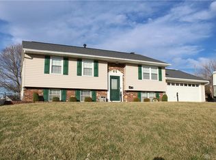 3928 New York Dr, Enon, OH