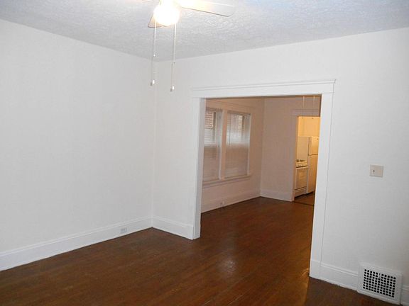 2nd image of 11715 Nelson Ct
