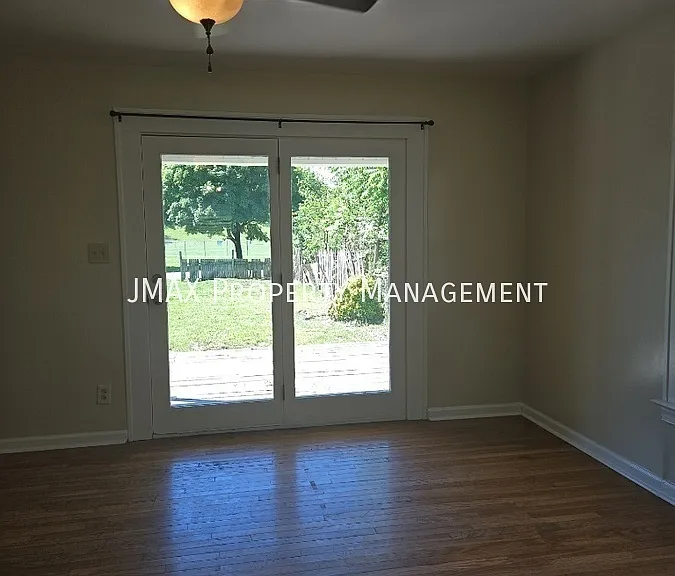 1905 Wise Ave SE — Photo 6
