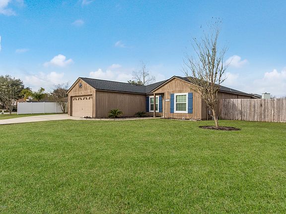 3rd image of 11568 Twin Oaks Trl