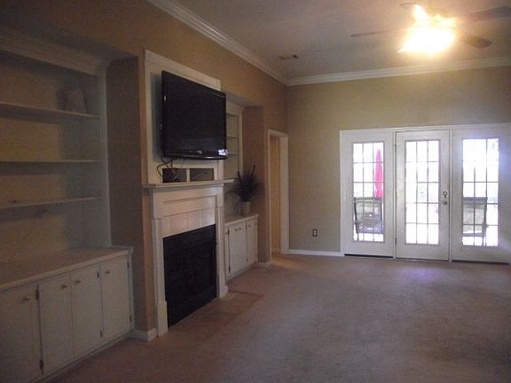 4th image of 1836 Beaver Creek Ln
