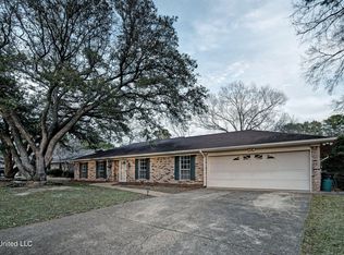 124 Long Meadow Rd, Brandon, MS 39042