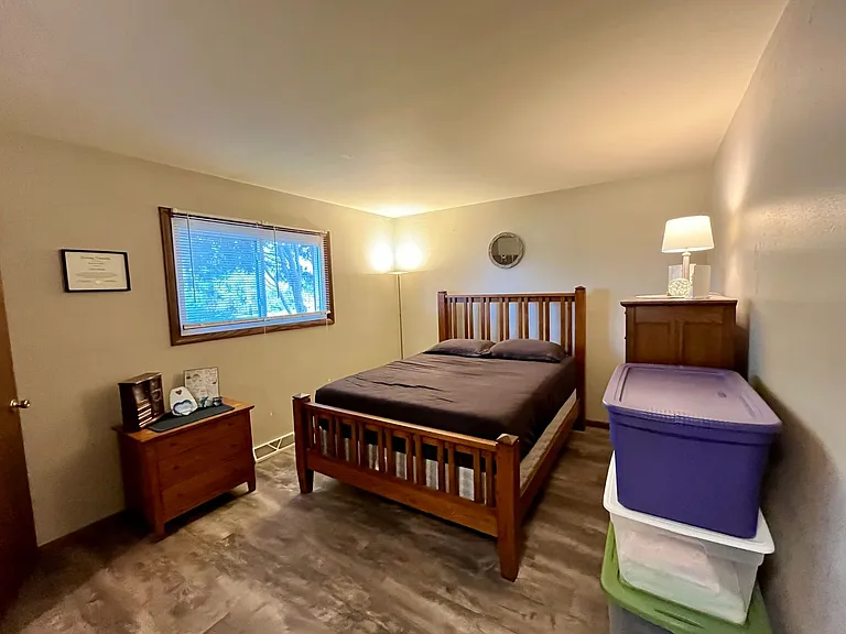 N114W15556 Sylvan Cir — Photo 10