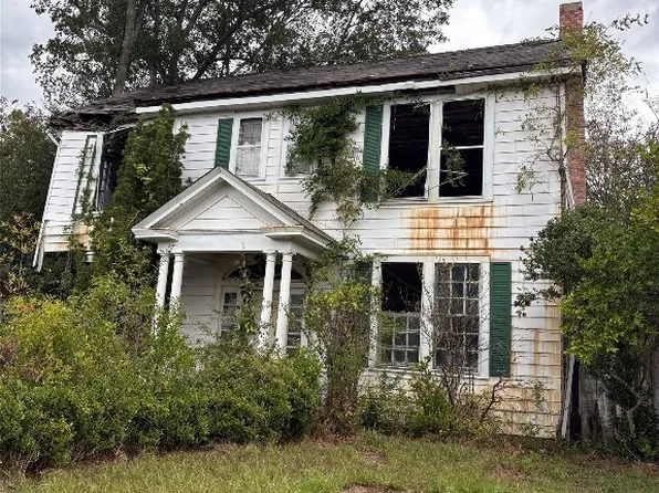 714 Lapsley St, Selma, AL 36701