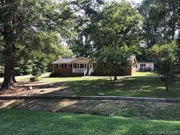 3rd image of 2324 & 2316 Continental Dr