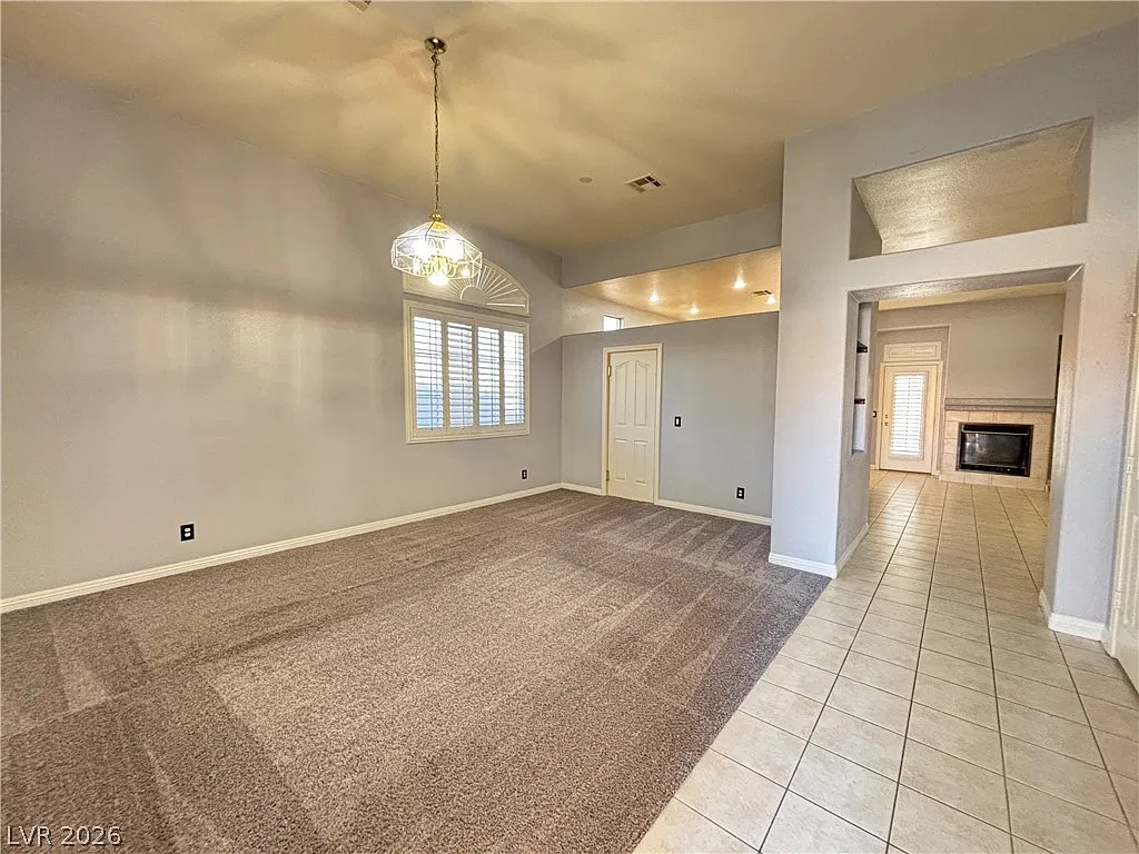3 bed, 2.5 bath, 1904 sqft, $1,950 — Photo 4