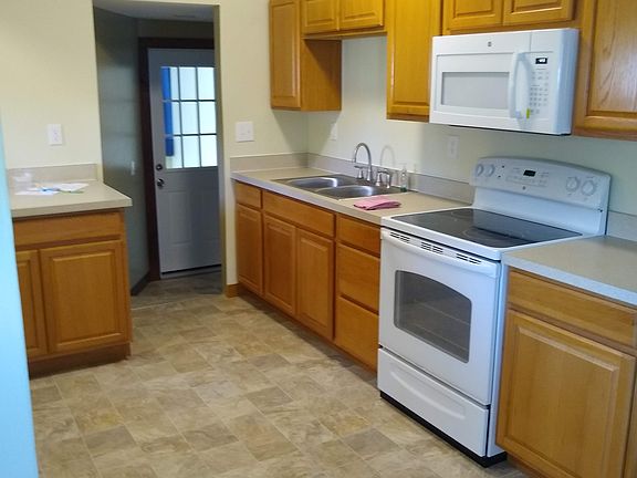 3rd image of 914 Prospect Ave NW