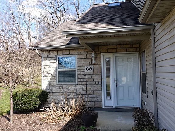 2nd image of 68 Falling Water Cir