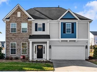 2130 Beechwood View Dr, Winston Salem, NC 27106