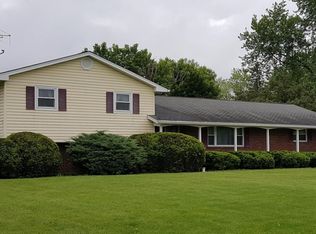 890 Hibbs Rd, Lockbourne, OH 43137