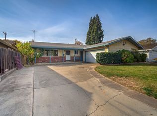 9032 Rosewood Dr, Sacramento, CA 95826