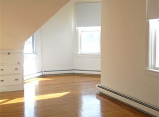 254 Hope St APT 6, Providence, RI 02906